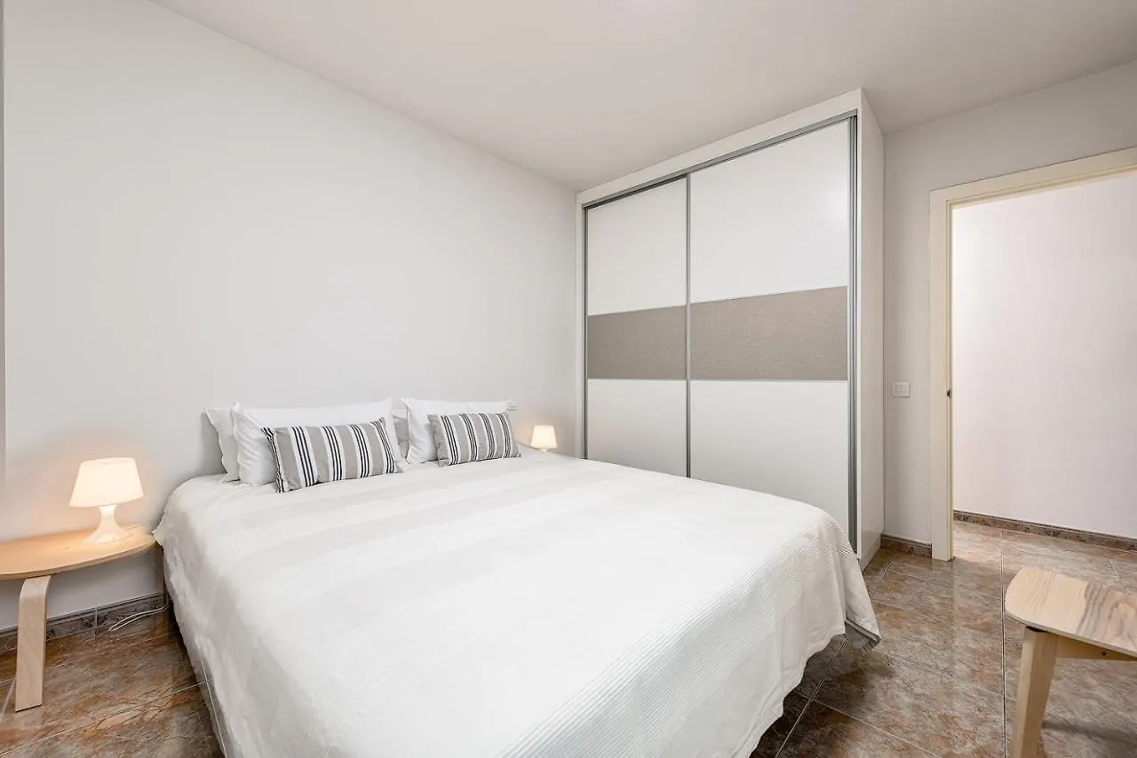 New Cute Apartment At Salinetas Beach. Espanha